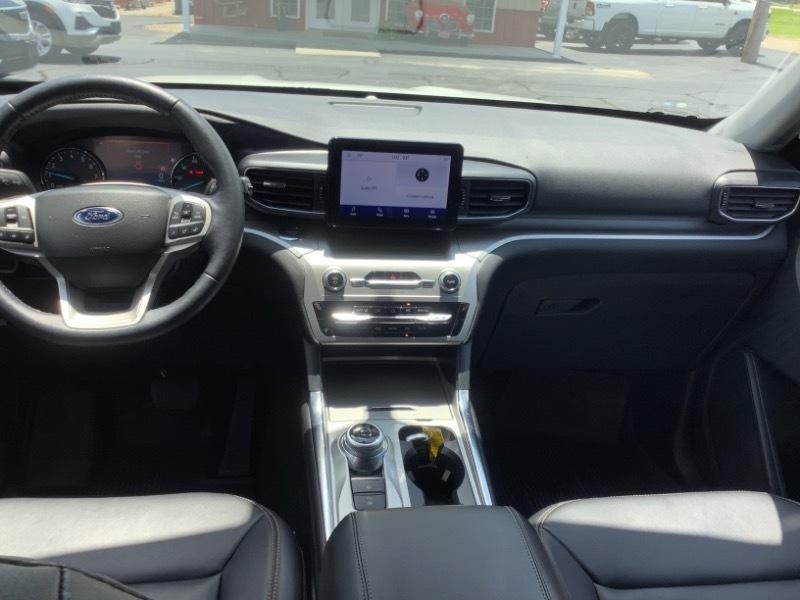 Ford Explorer XLT 2022