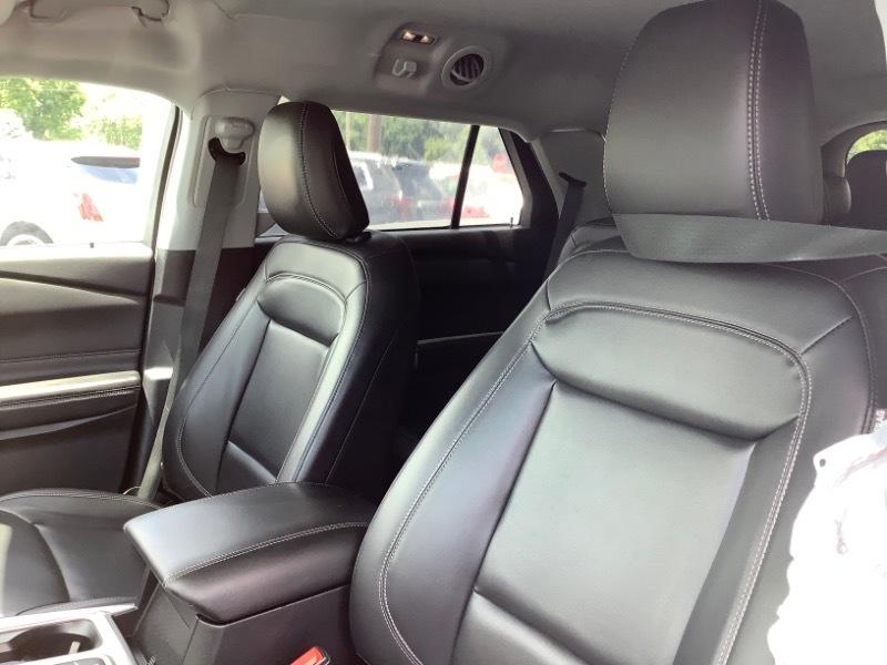 Ford Explorer XLT 2022