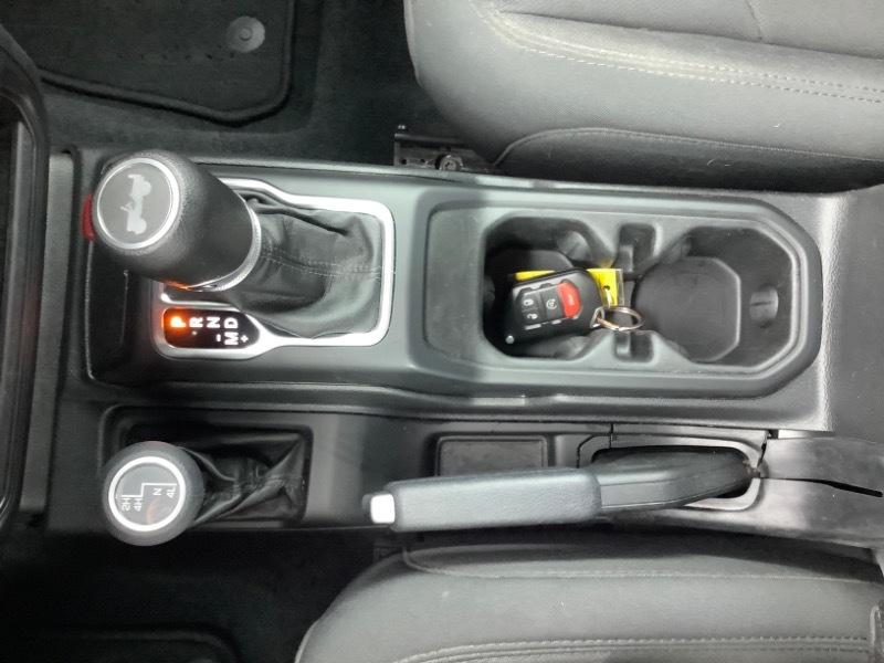 Jeep Wrangler Sport 2021