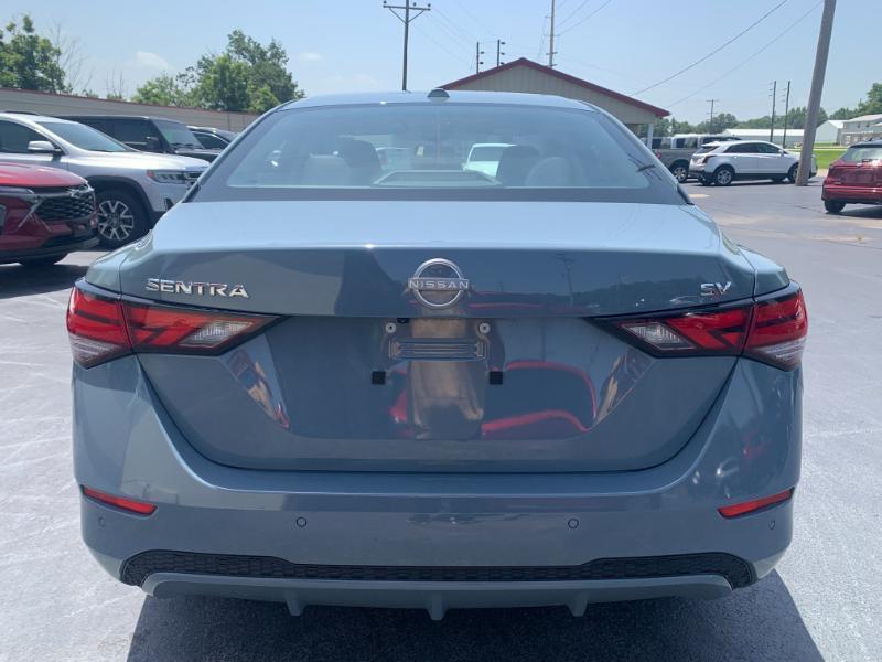 Nissan Sentra SV 2024