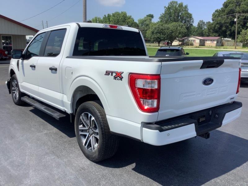 Ford F-150 XL SuperCrew 5.5-ft. Bed 4WD 2023