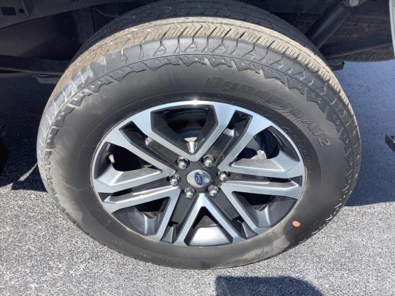 Ford F-150 XL SuperCrew 5.5-ft. Bed 4WD 2023