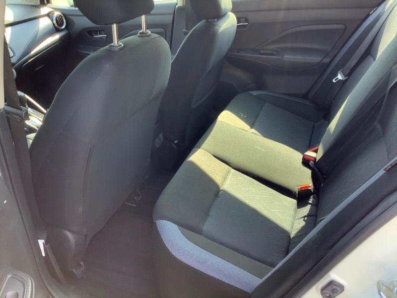 Nissan Versa SV 2024