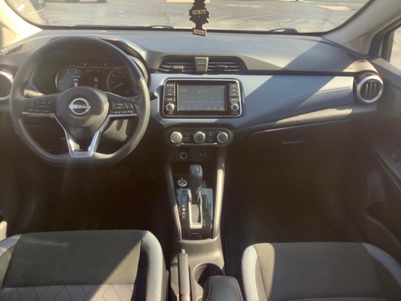 Nissan Versa SV 2024