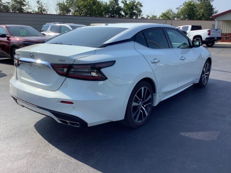 Nissan Maxima 3.5 SV 2022
