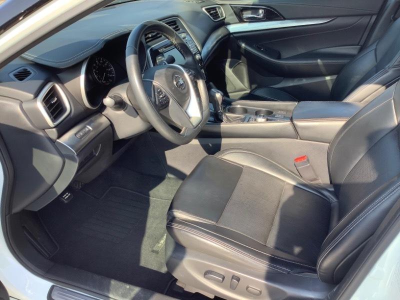 Nissan Maxima 3.5 SV 2022