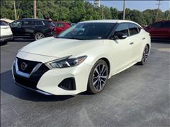 2022 Nissan Maxima 