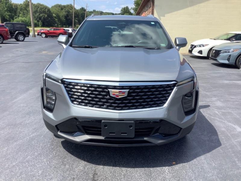 Cadillac XT4 Premium Luxury AWD 2024