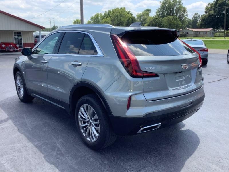 Cadillac XT4 Premium Luxury AWD 2024