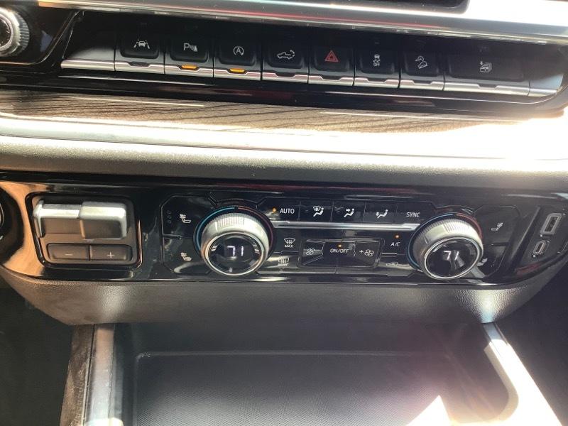 Chevrolet Silverado 1500 Trail Boss LT Crew Cab 4WD 2022