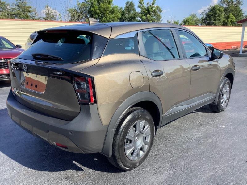 Nissan Kicks S 2025