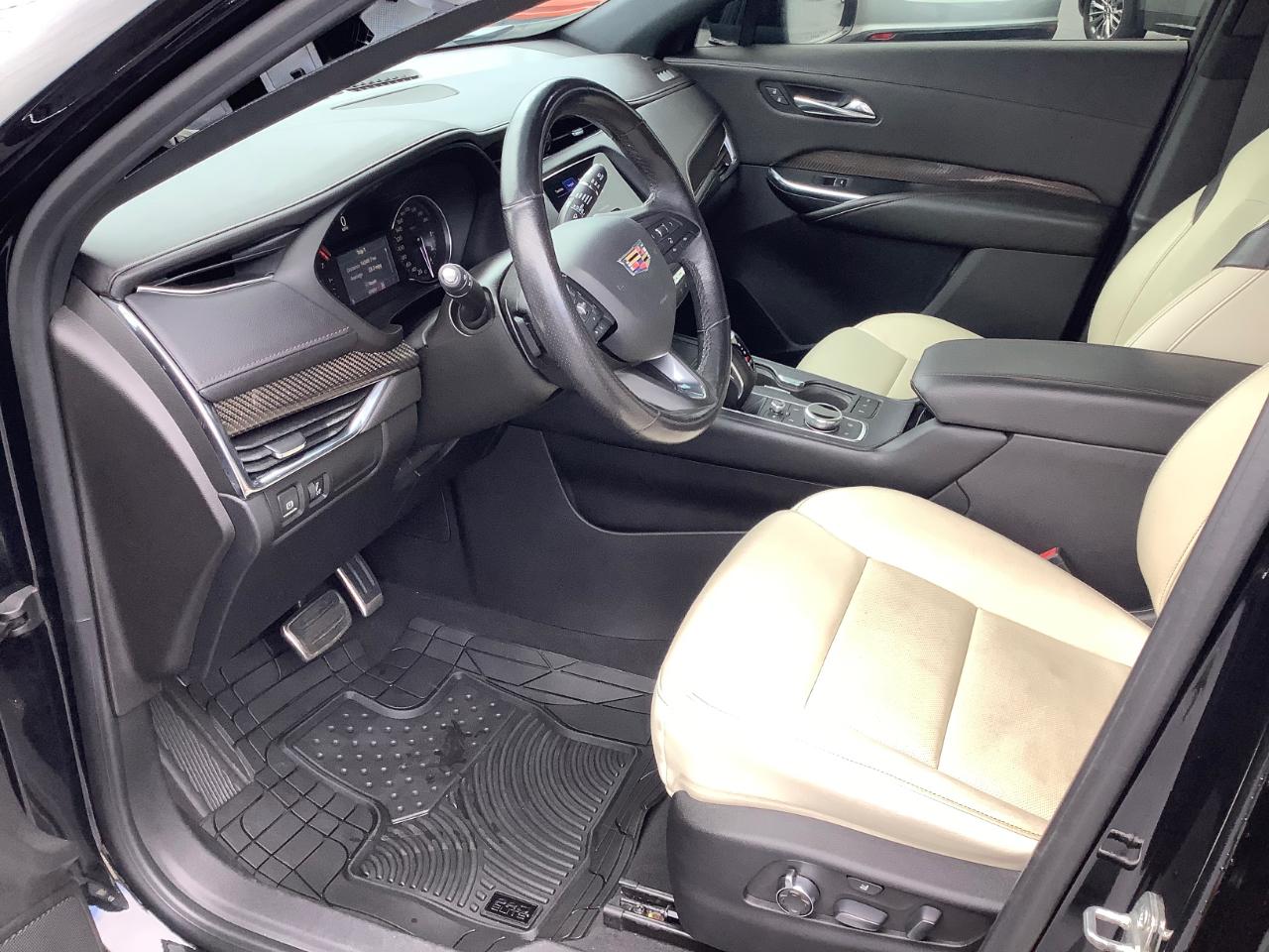 Cadillac XT4 Sport AWD 2019