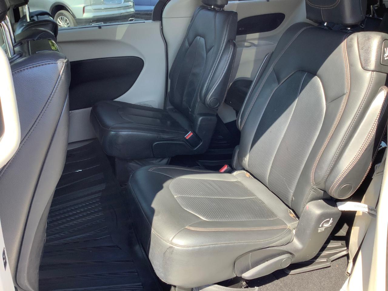 Chrysler Pacifica Touring-L Plus 2017
