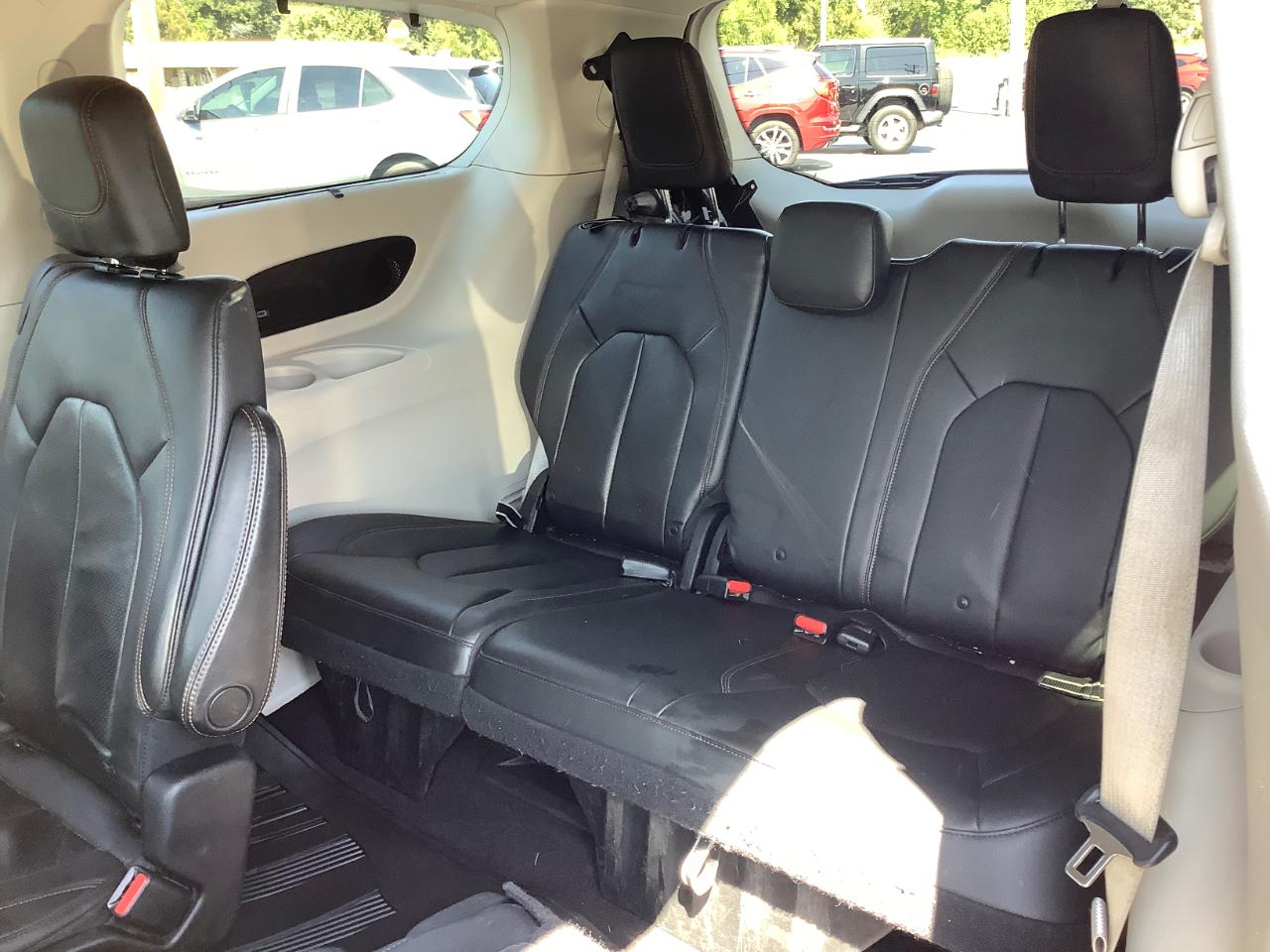 Chrysler Pacifica Touring-L Plus 2017