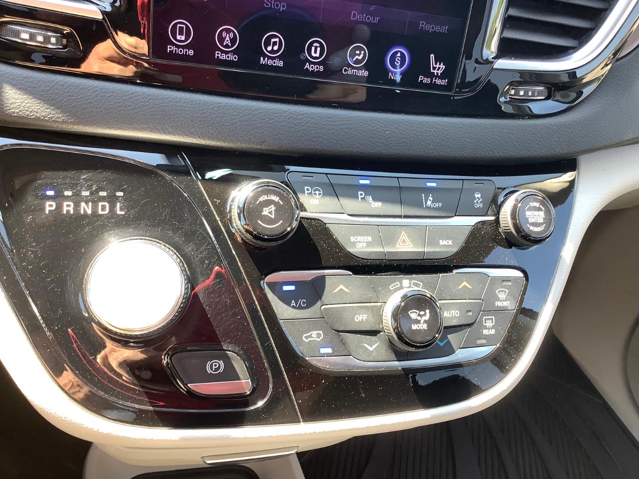 Chrysler Pacifica Touring-L Plus 2017
