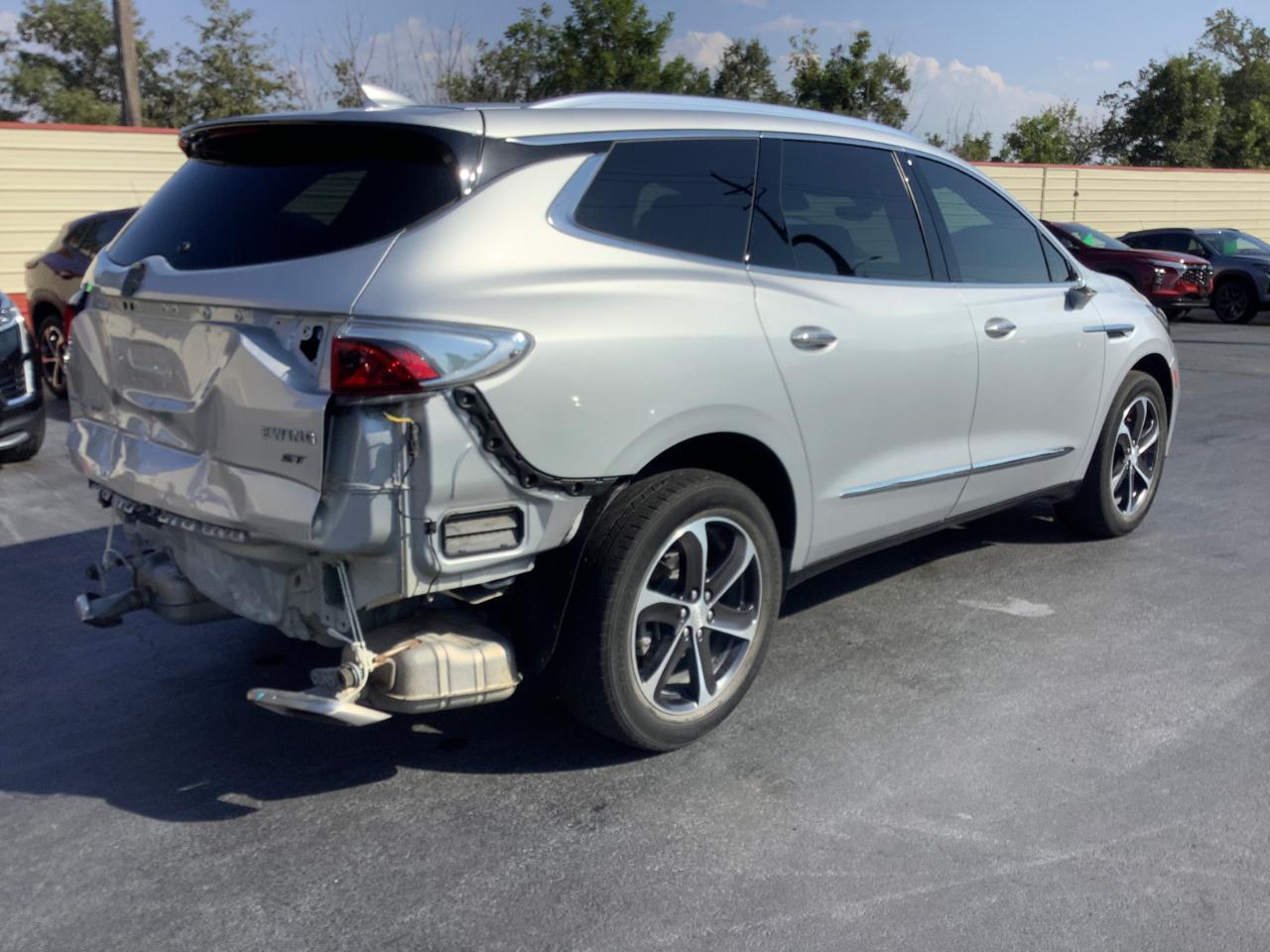 Buick Enclave Essence FWD 2022