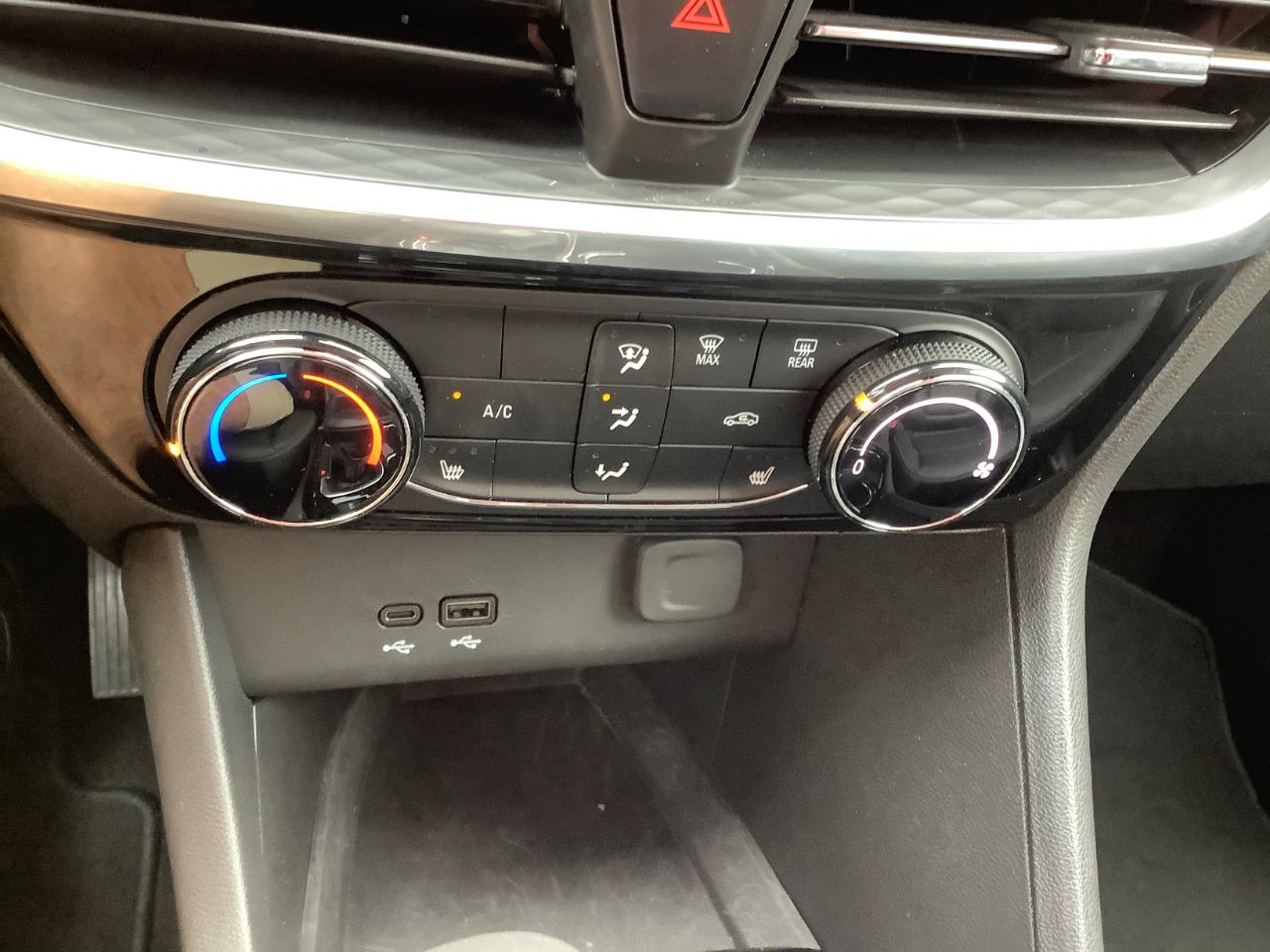 Buick Encore GX Sport Touring 2024
