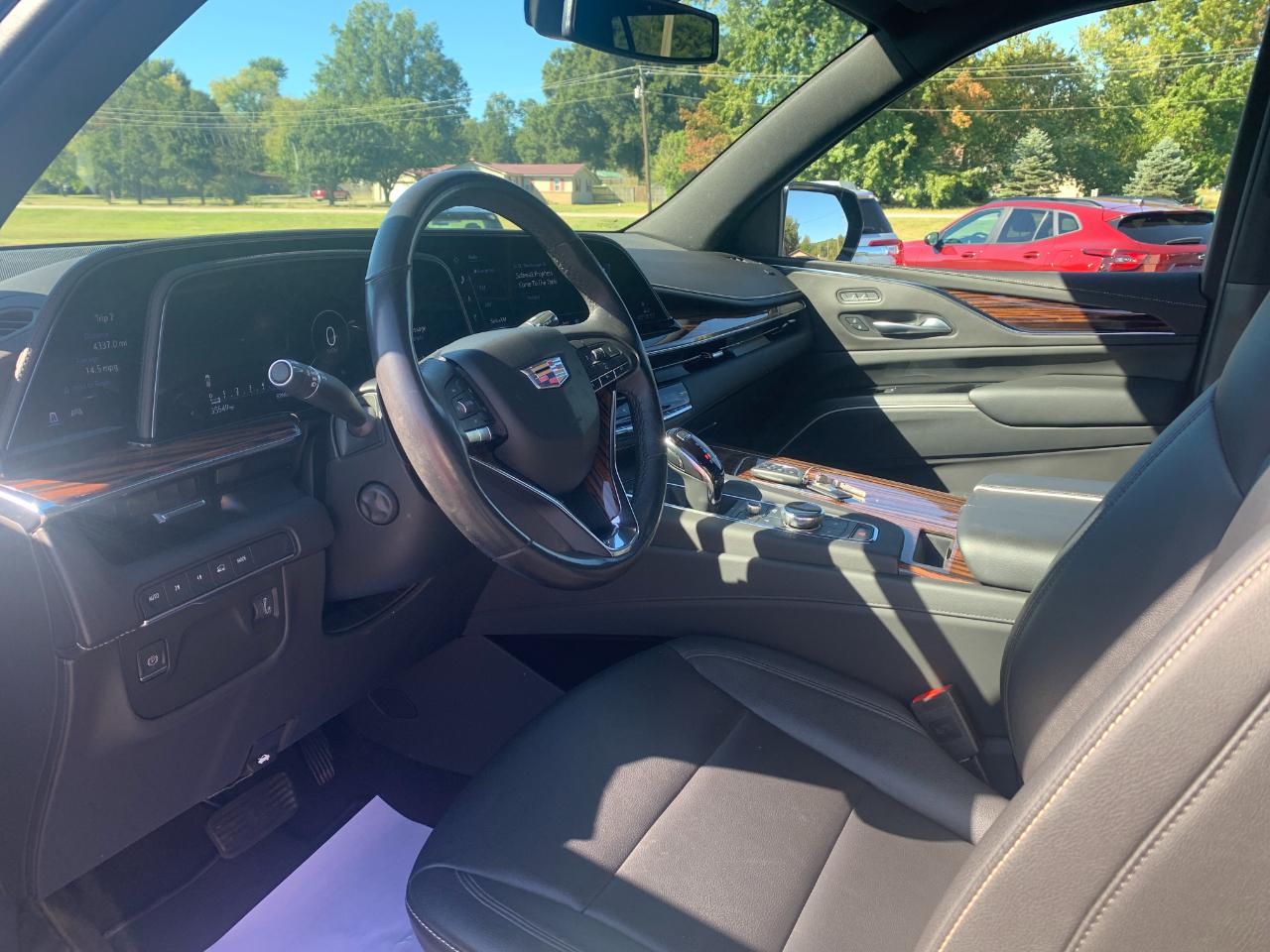 Cadillac Escalade Luxury 4WD 2023