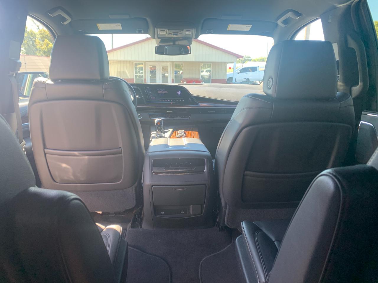 Cadillac Escalade Luxury 4WD 2023