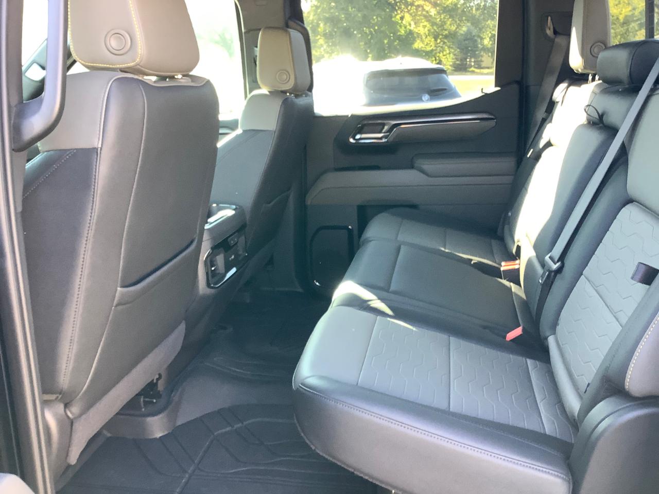 Chevrolet Silverado 1500 ZR2 Crew Cab 4WD 2024
