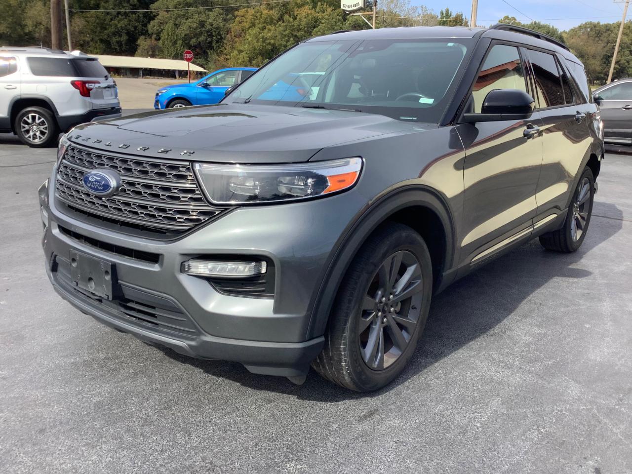 Ford Explorer XLT 2023