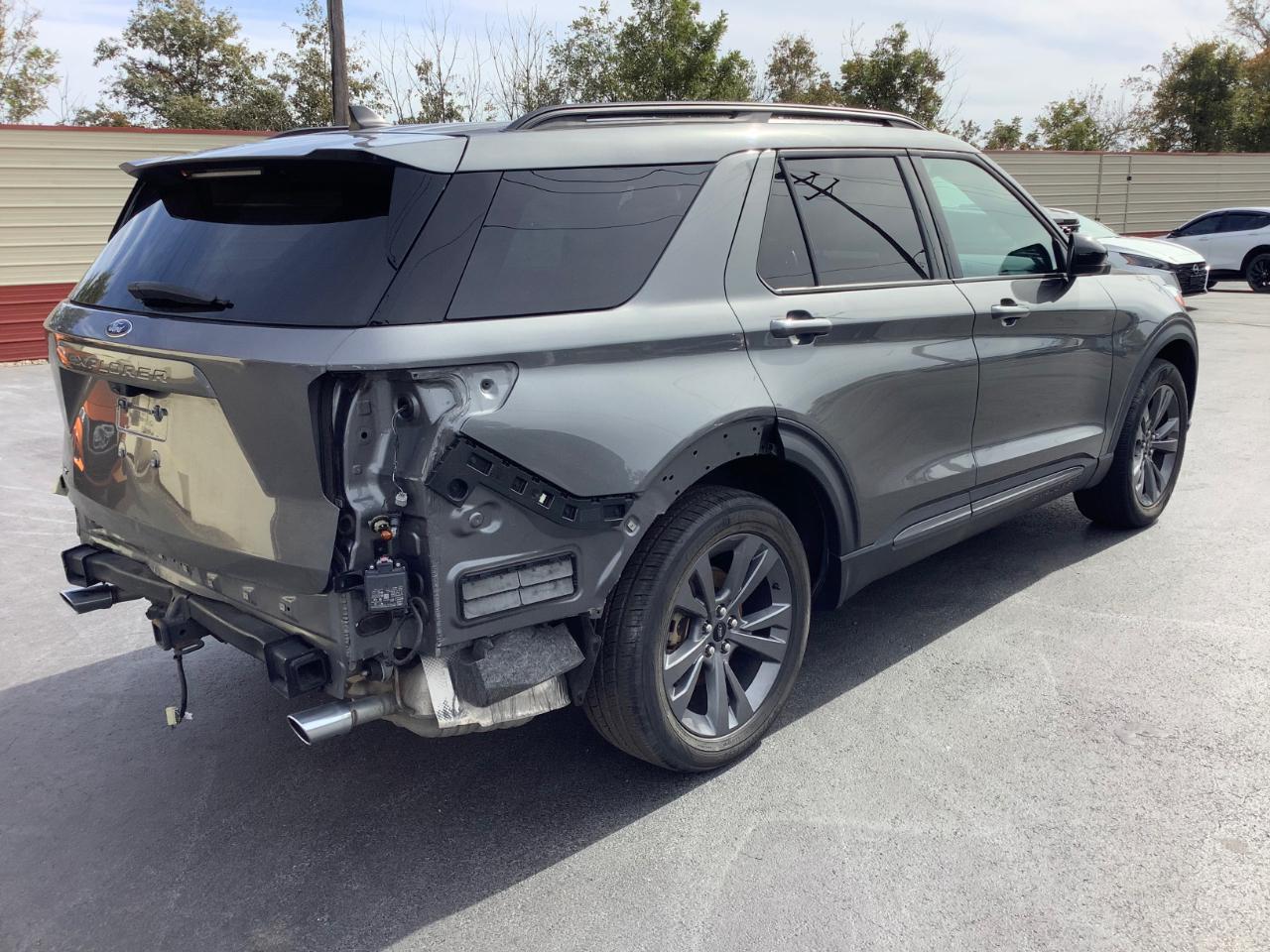 Ford Explorer XLT 2023