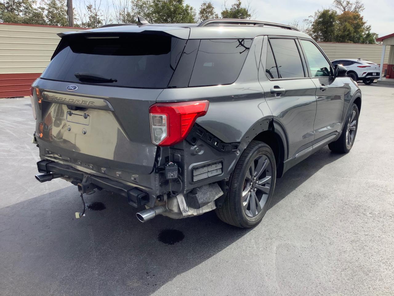 Ford Explorer XLT 2023