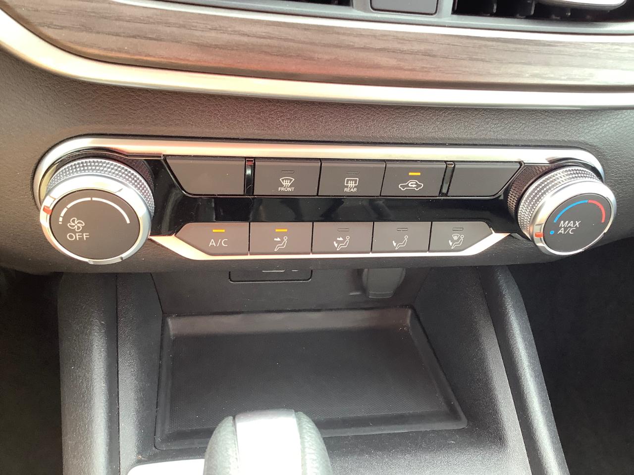 Nissan Altima 2.5 SV 2025