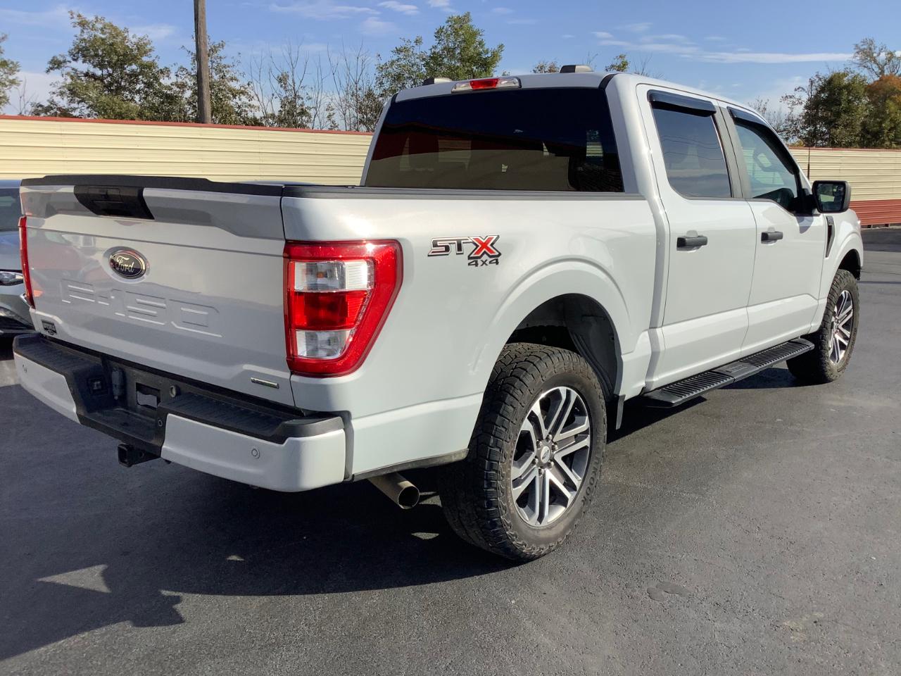 Ford F-150  2021