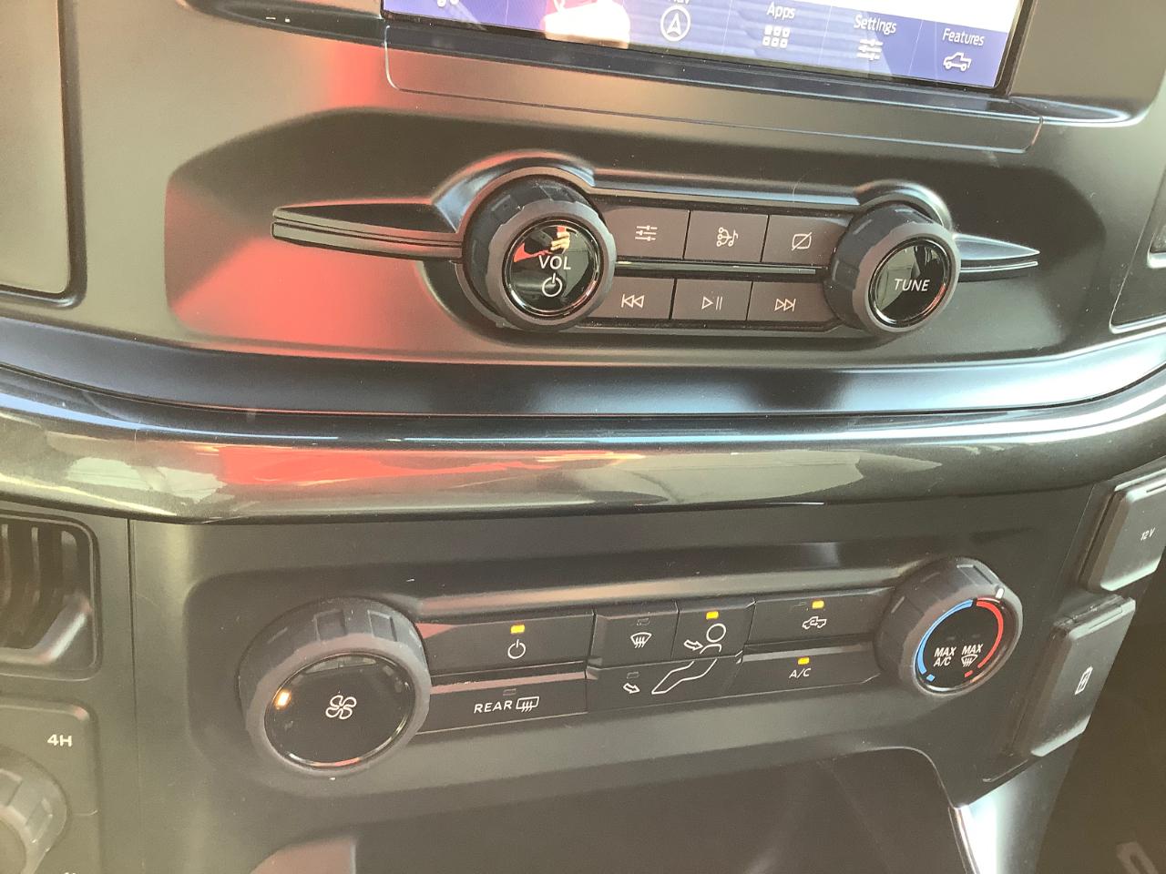 Ford F-150  2021