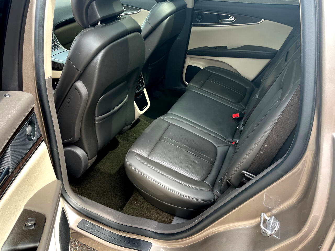 used 2019 Lincoln Nautilus car, priced at $31,988