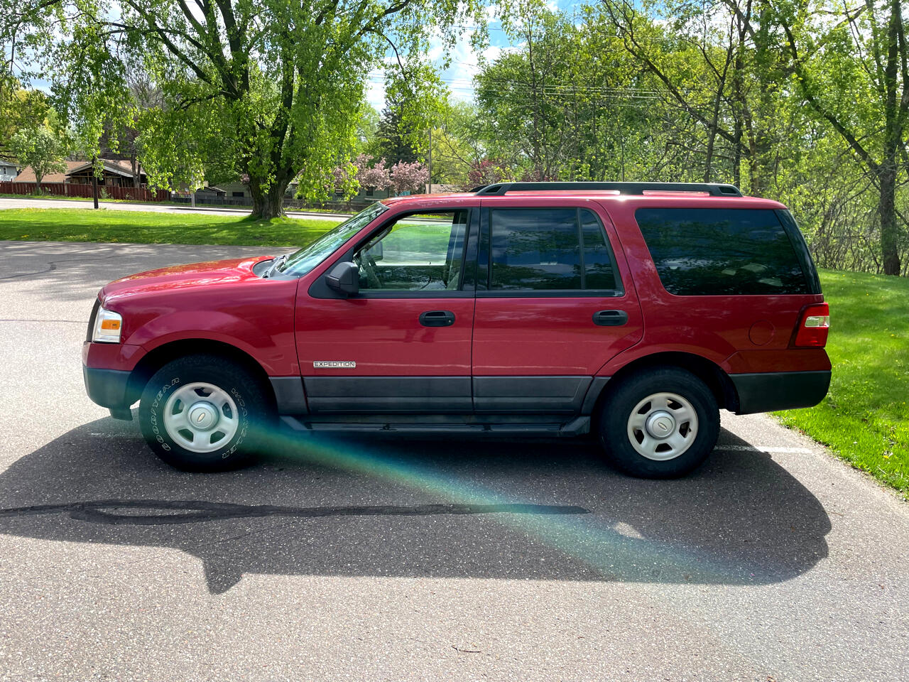 used 2007 Ford Expedition car, priced at $8,888