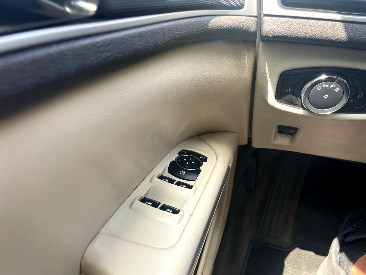 used 2013 Lincoln MKZ car, priced at $9,888