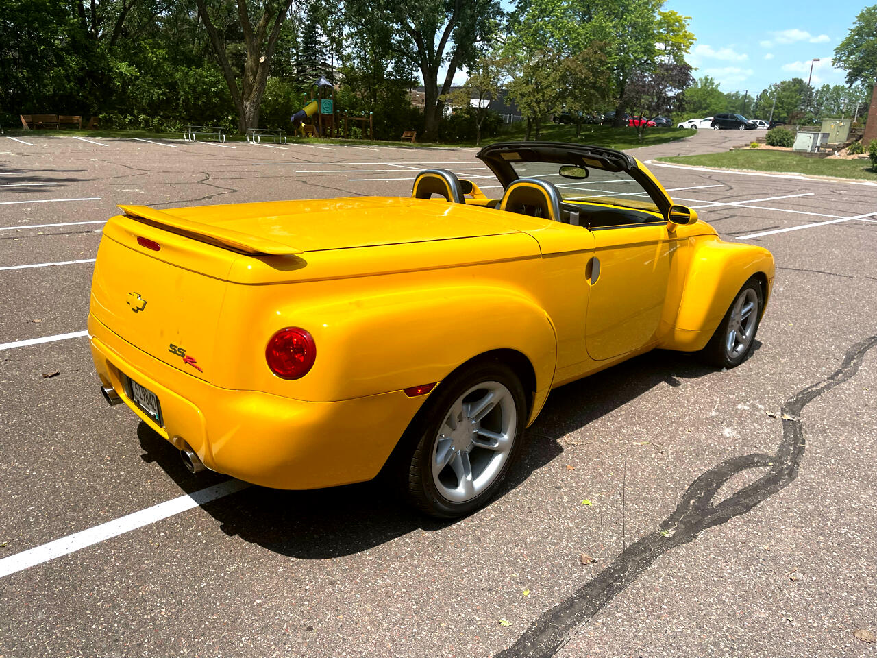 used 2004 Chevrolet SSR car, priced at $22,888