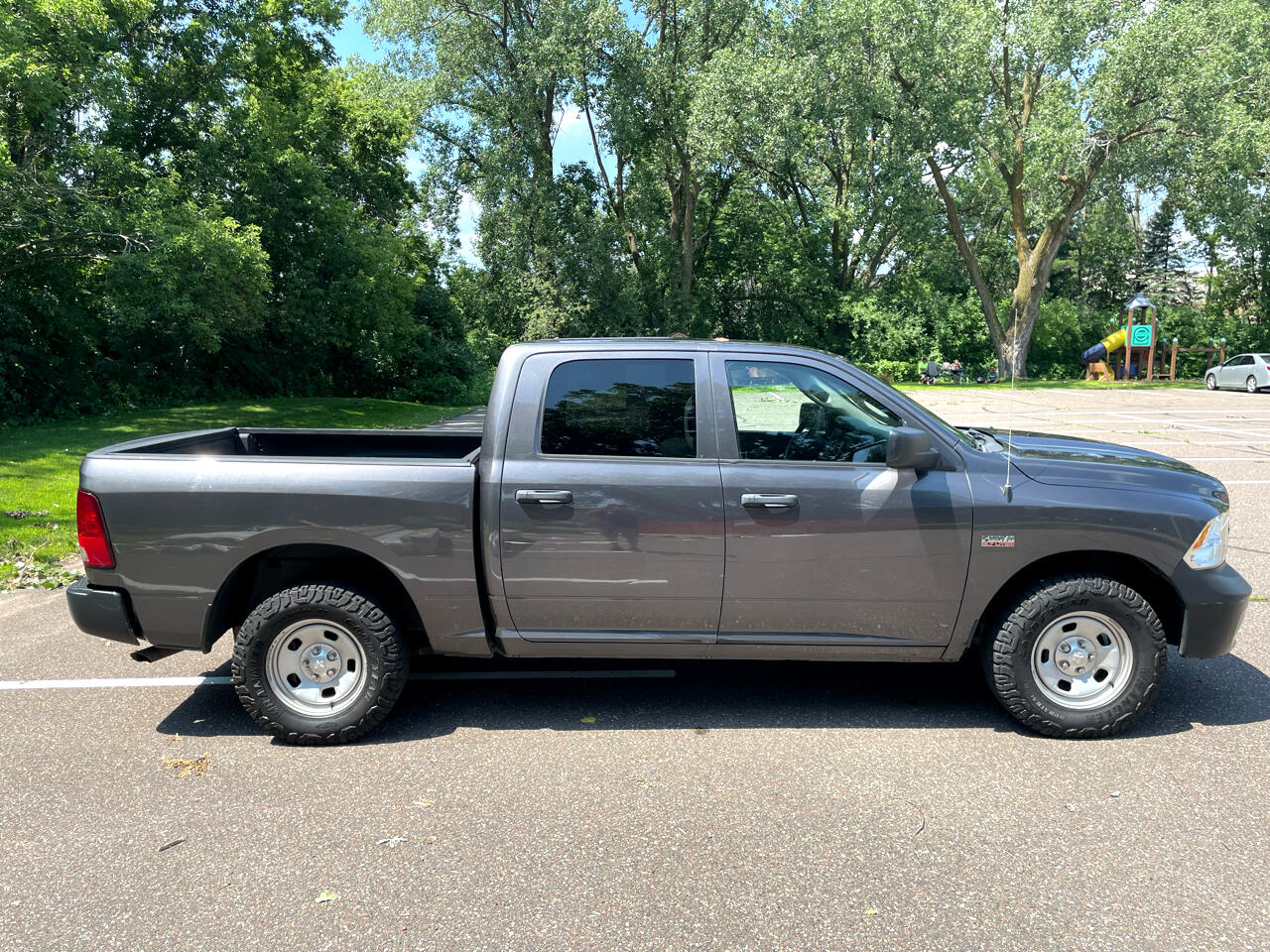 used 2019 Ram 1500 Classic car, priced at $17,888