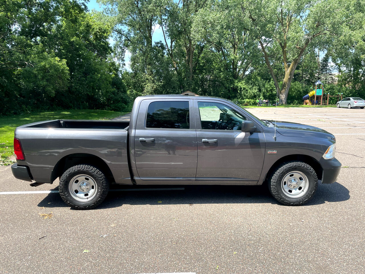 used 2019 Ram 1500 Classic car, priced at $17,888