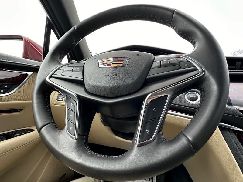 used 2018 Cadillac XT5 car, priced at $29,900