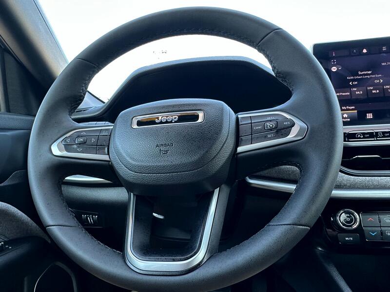 used 2023 Jeep Compass car, priced at $27,900